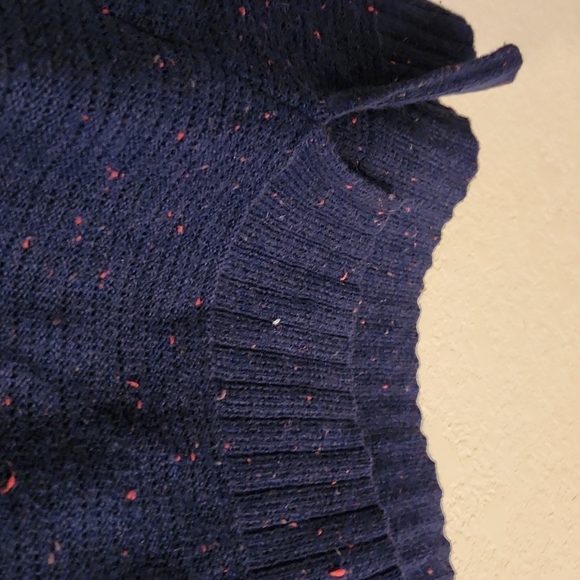 Old Navy Speckled sweater - Picture 3 of 5